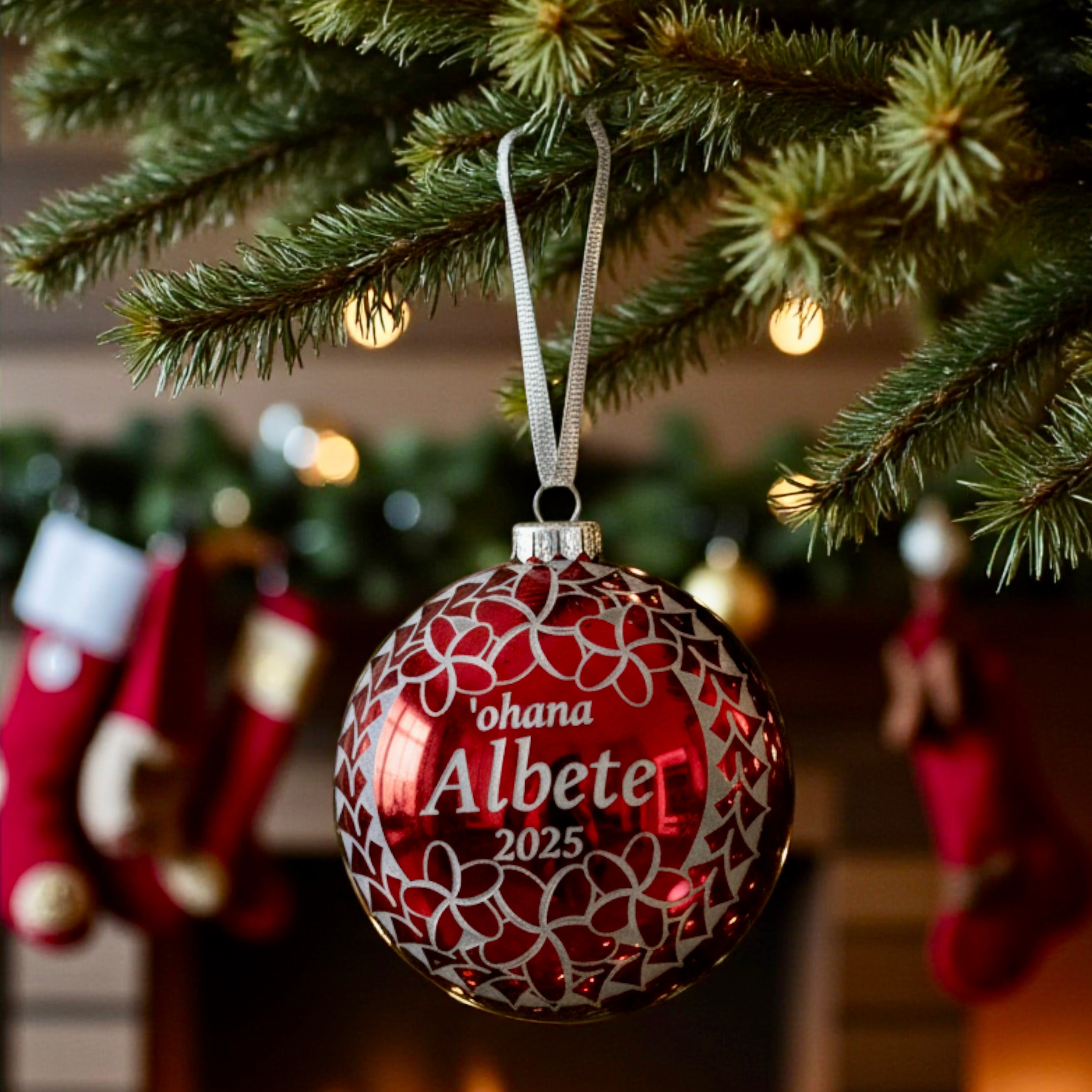 Personalized Ornament 'Ohana
